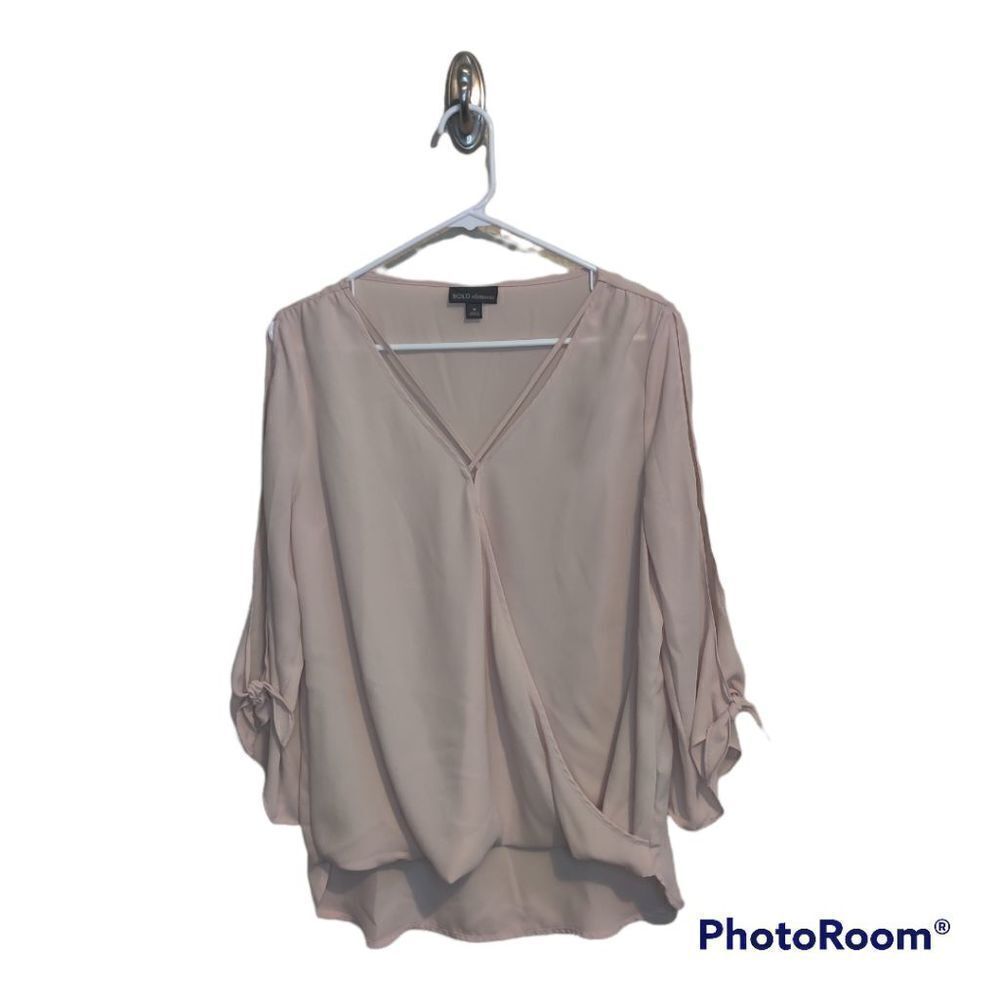 Bold Elements Open Long Sleeve Blouse